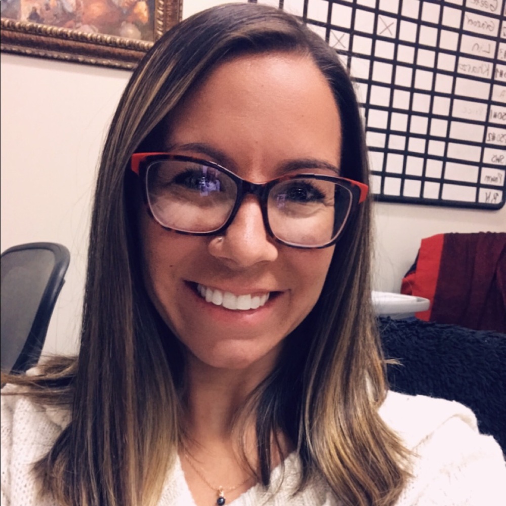 Meet your Posher, Jenn